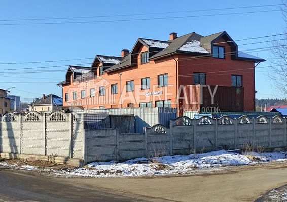 Продам коммерческое помещение 1 052 м2, Поярково д