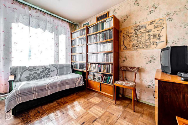 Продам трехкомнатную (3-комн.) квартиру, Демьяна Бедного ул, 2к2, Санкт-Петербург г