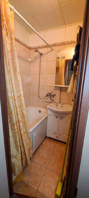 Продам трехкомнатную (3-комн.) квартиру, Демьяна Бедного ул, 2к2, Санкт-Петербург г