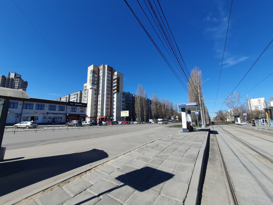 Продам трехкомнатную (3-комн.) квартиру, Имени 60-летия СССР пр-кт, 23, Липецк г