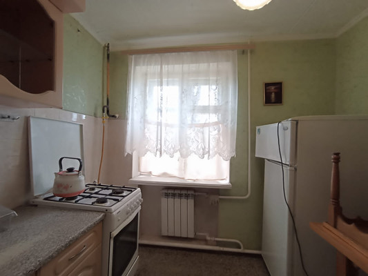 Продам двухкомнатную (2-комн.) квартиру, Морская ул, 40, Волгодонск г
