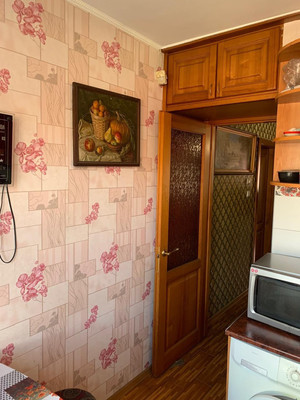 Продам трехкомнатную (3-комн.) квартиру, Щедрина ул, 38, Иркутск г