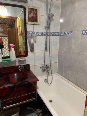 Продам трехкомнатную (3-комн.) квартиру, Щедрина ул, 38, Иркутск г