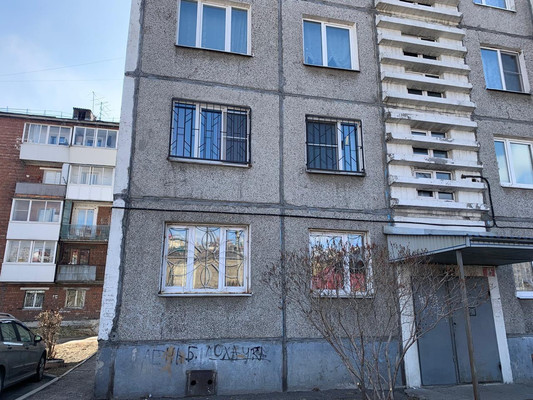 Продам трехкомнатную (3-комн.) квартиру, Щедрина ул, 38, Иркутск г