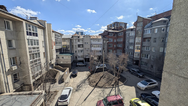 Продам многокомнатную квартиру, Профсоюзная ул, 6д, Иркутск г