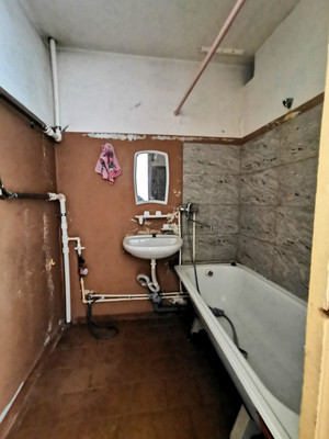 Продам двухкомнатную (2-комн.) квартиру, Сысольское ш, 72/2, Сыктывкар г