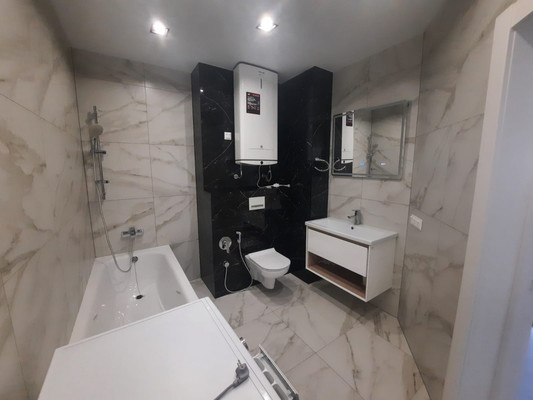 Продам трехкомнатную (3-комн.) квартиру, Альберта Камалеева пр-кт, 32кб, Казань г