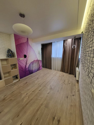 Продам двухкомнатную (2-комн.) квартиру, 8 Марта ул, 167, Екатеринбург г