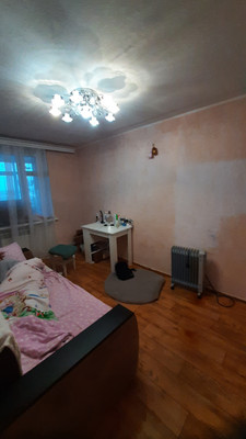 Продам двухкомнатную (2-комн.) квартиру, Евпаторийское шоссе ул, 80Б, Саки г
