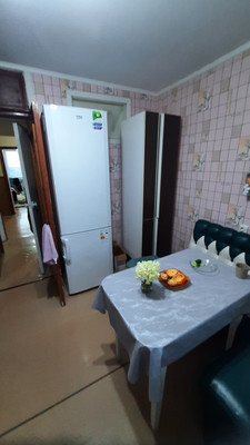 Продам двухкомнатную (2-комн.) квартиру, Евпаторийское шоссе ул, 80Б, Саки г