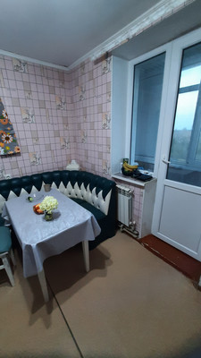 Продам двухкомнатную (2-комн.) квартиру, Евпаторийское шоссе ул, 80Б, Саки г