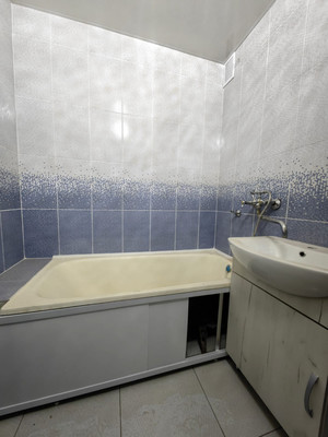 Продам двухкомнатную (2-комн.) квартиру, Гагарина ул, 87, Волгодонск г