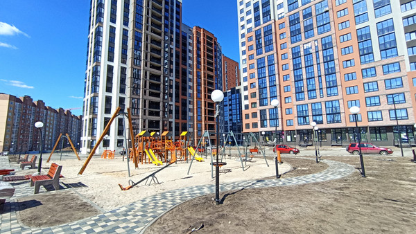 Продам двухкомнатную (2-комн.) квартиру, Острогожская ул, 156/1, Воронеж г
