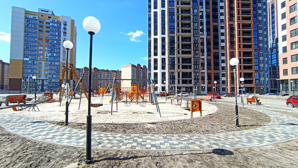 Продам двухкомнатную (2-комн.) квартиру, Острогожская ул, 156/1, Воронеж г