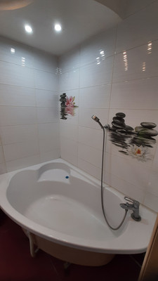 Продам двухкомнатную (2-комн.) квартиру, Курортная ул, 15, Саки г