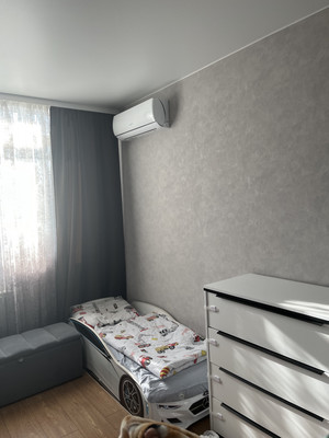 Продам трехкомнатную (3-комн.) квартиру, Оганова ул, 20к5, Ростов-на-Дону г