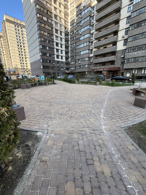 Продам трехкомнатную (3-комн.) квартиру, Оганова ул, 20к5, Ростов-на-Дону г