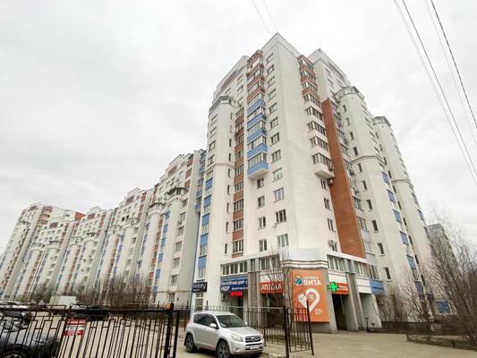 Продам трехкомнатную (3-комн.) квартиру, Бородина ул, 4, Пенза г