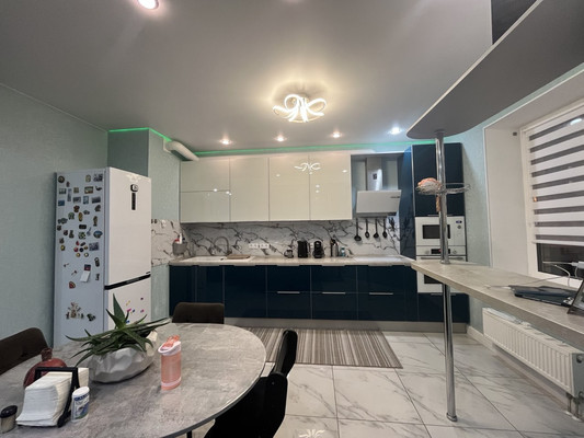 Продам трехкомнатную (3-комн.) квартиру, Лунная (Западный мкр.) ул, 31к1, Домодедово г