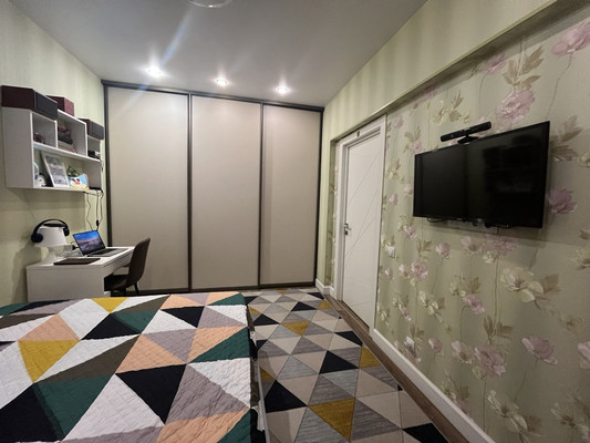 Продам трехкомнатную (3-комн.) квартиру, Лунная (Западный мкр.) ул, 31к1, Домодедово г