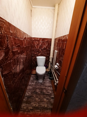 Продам двухкомнатную (2-комн.) квартиру, Первомайская ул, 22, Алексин г