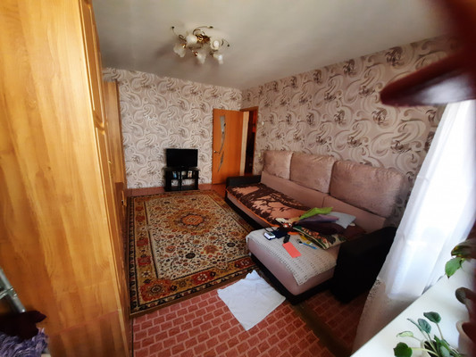 Продам двухкомнатную (2-комн.) квартиру, Первомайская ул, 22, Алексин г