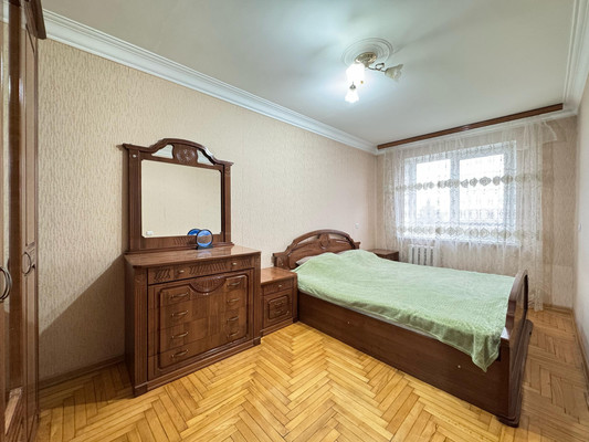 Продам двухкомнатную (2-комн.) квартиру, Ингушская ул, 25, Нальчик г