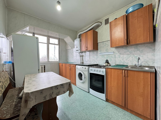 Продам двухкомнатную (2-комн.) квартиру, Ингушская ул, 25, Нальчик г