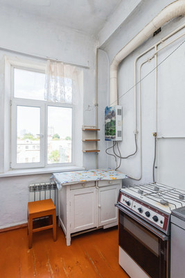 Продам двухкомнатную (2-комн.) квартиру, им. Чапаева ул, 92, Краснодар г