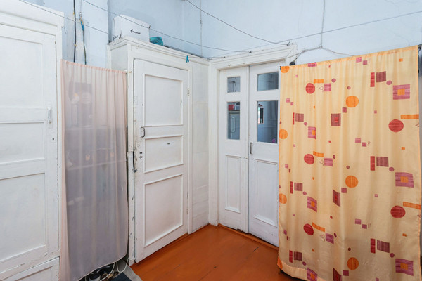 Продам двухкомнатную (2-комн.) квартиру, им. Чапаева ул, 92, Краснодар г