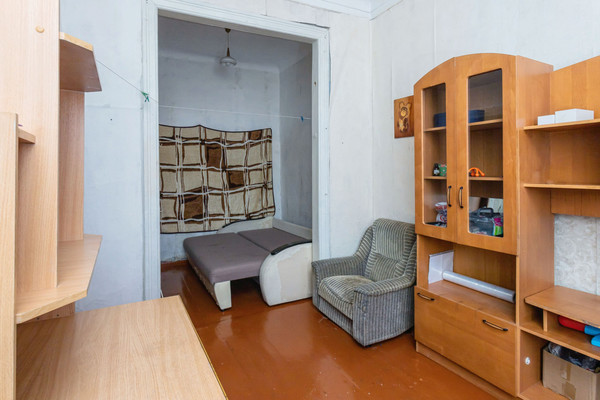 Продам двухкомнатную (2-комн.) квартиру, им. Чапаева ул, 92, Краснодар г