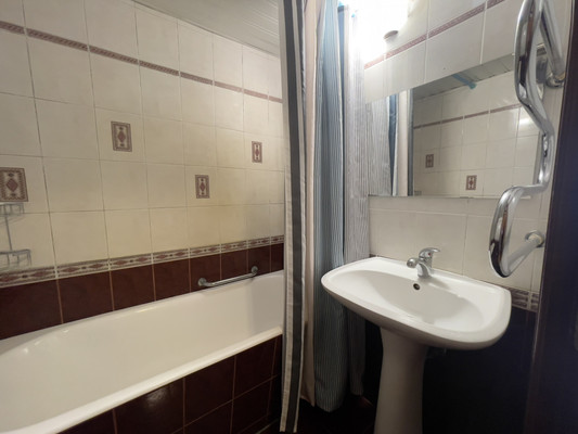 Продам двухкомнатную (2-комн.) квартиру, Почтовая ул, 17, Щербинка г