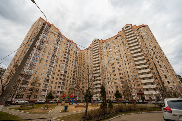 Продам трехкомнатную (3-комн.) квартиру, Мичурина ул, 27/1, Королев г