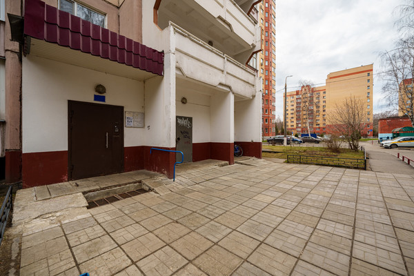 Продам трехкомнатную (3-комн.) квартиру, Мичурина ул, 27/1, Королев г