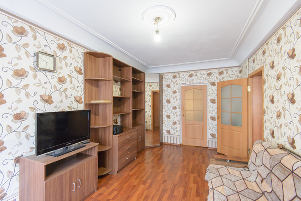 Продам двухкомнатную (2-комн.) квартиру, Туполева ул, 20, Ростов-на-Дону г
