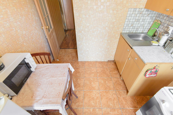 Продам двухкомнатную (2-комн.) квартиру, Туполева ул, 20, Ростов-на-Дону г
