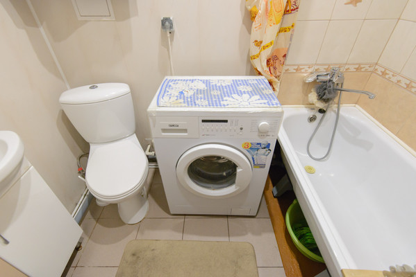 Продам двухкомнатную (2-комн.) квартиру, Туполева ул, 20, Ростов-на-Дону г