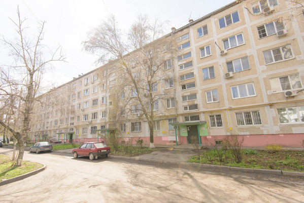 Продам двухкомнатную (2-комн.) квартиру, Туполева ул, 20, Ростов-на-Дону г