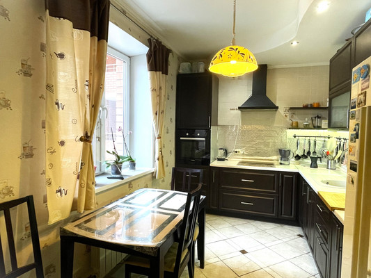 Продам трехкомнатную (3-комн.) квартиру, Балашихинское ш, 10, Балашиха г