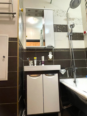 Продам трехкомнатную (3-комн.) квартиру, Балашихинское ш, 10, Балашиха г