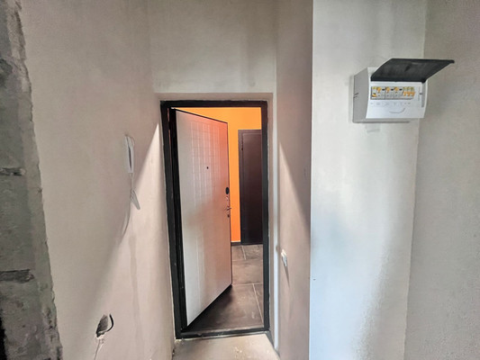 Продам однокомнатную (1-комн.) квартиру, им. Героя Георгия Бочарникова ул, 4к2, Краснодар г