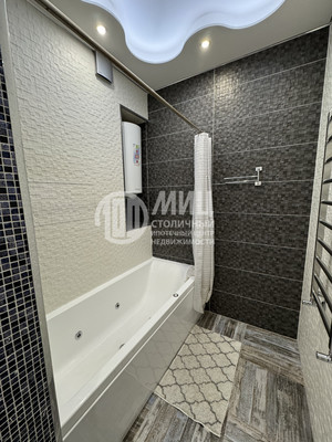 Продам трехкомнатную (3-комн.) квартиру, Кочновский проезд, 4к2, Москва г