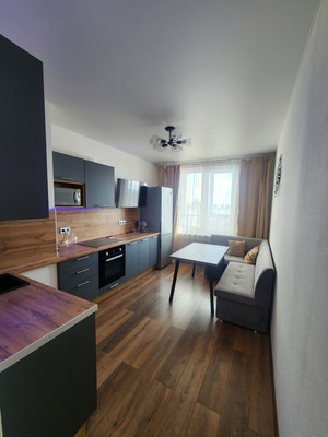 Сдам однокомнатную (1-комн.) квартиру, Богатырский пр-кт, 2АА, Санкт-Петербург г