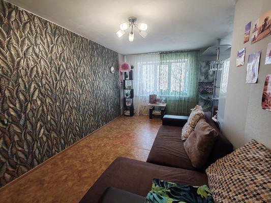 Продам двухкомнатную (2-комн.) квартиру, 5 Армии ул, 28, Иркутск г
