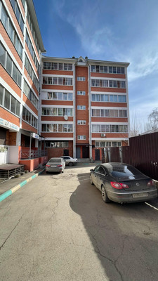 Продам трехкомнатную (3-комн.) квартиру, Белобородова ул, 8/4, Иркутск г