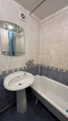 Продам двухкомнатную (2-комн.) квартиру, Димитрова ул, 43, Брянск г