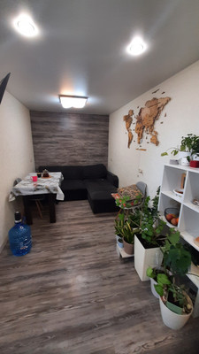 Продам двухкомнатную (2-комн.) квартиру, Крымская ул, 3, Саки г