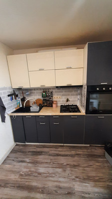 Продам двухкомнатную (2-комн.) квартиру, Крымская ул, 3, Саки г