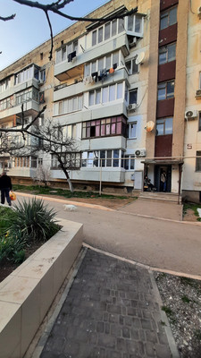 Продам однокомнатную (1-комн.) квартиру, Ивановой ул, 5, Саки г