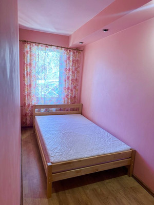 Продам двухкомнатную (2-комн.) квартиру, Пионерская ул, 17, Алушта г